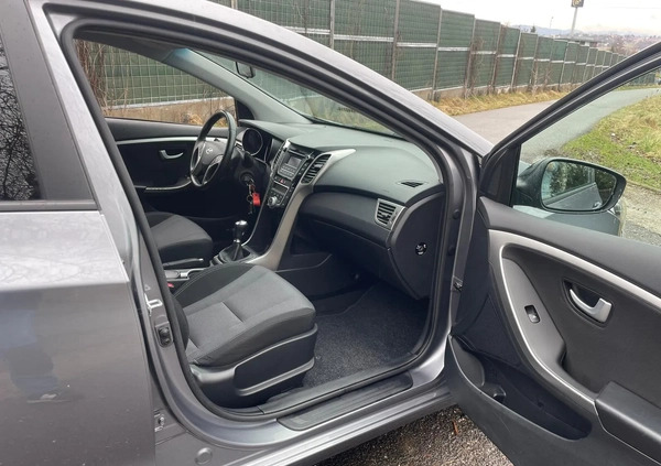 Hyundai I30 cena 18900 przebieg: 130000, rok produkcji 2014 z Jarosław małe 121